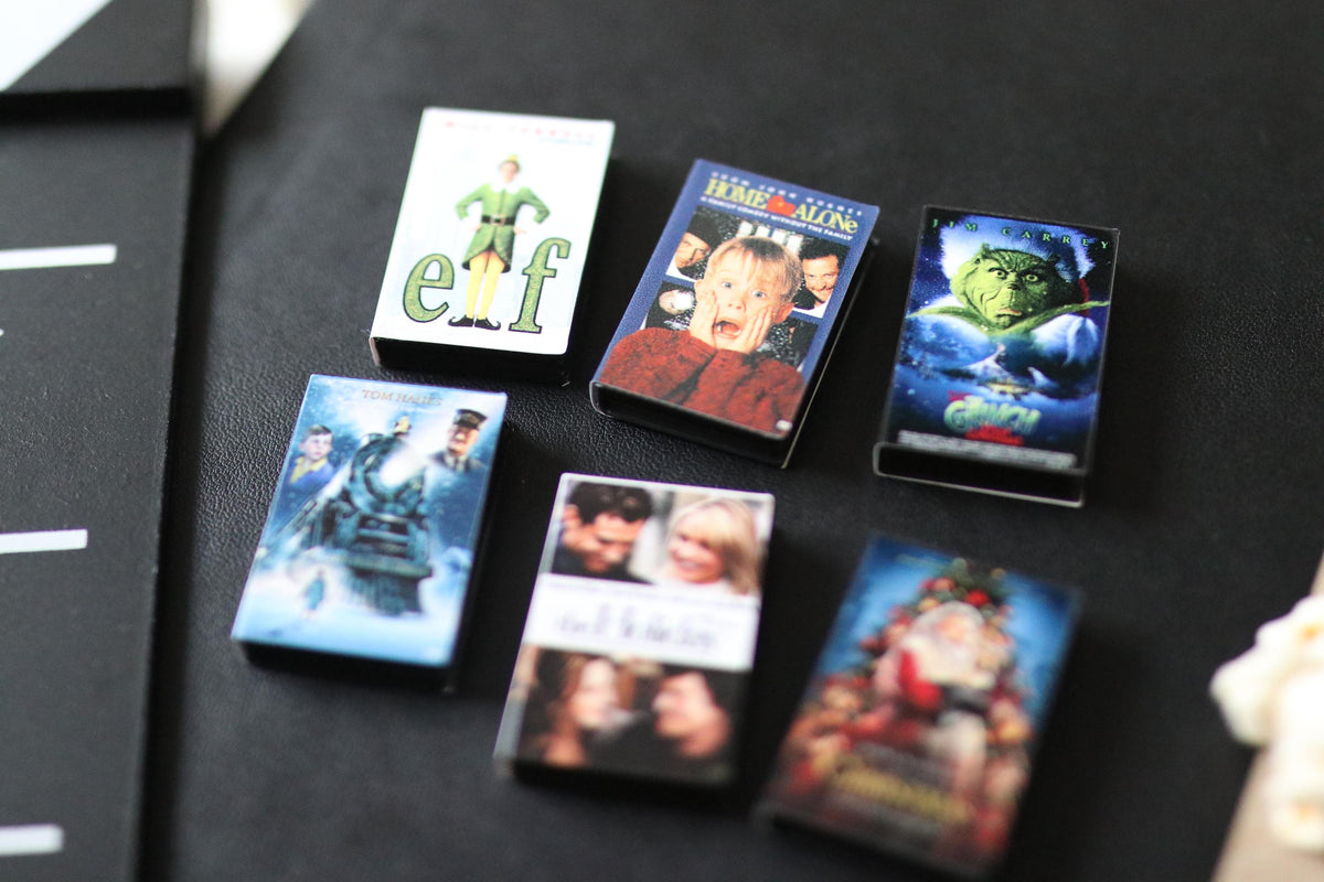 Mini Magnet Christmas Movies