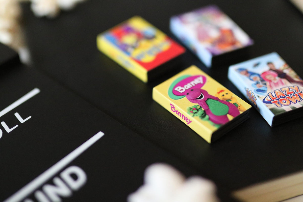 Mini Magnet Nostalgic Kids TV DVDs
