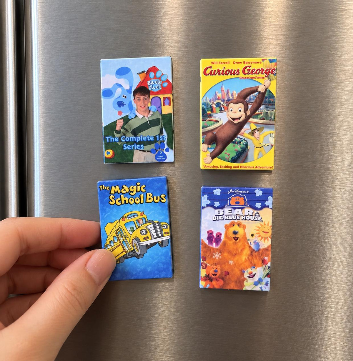 Mini Magnet Nostalgic Kids DVDs