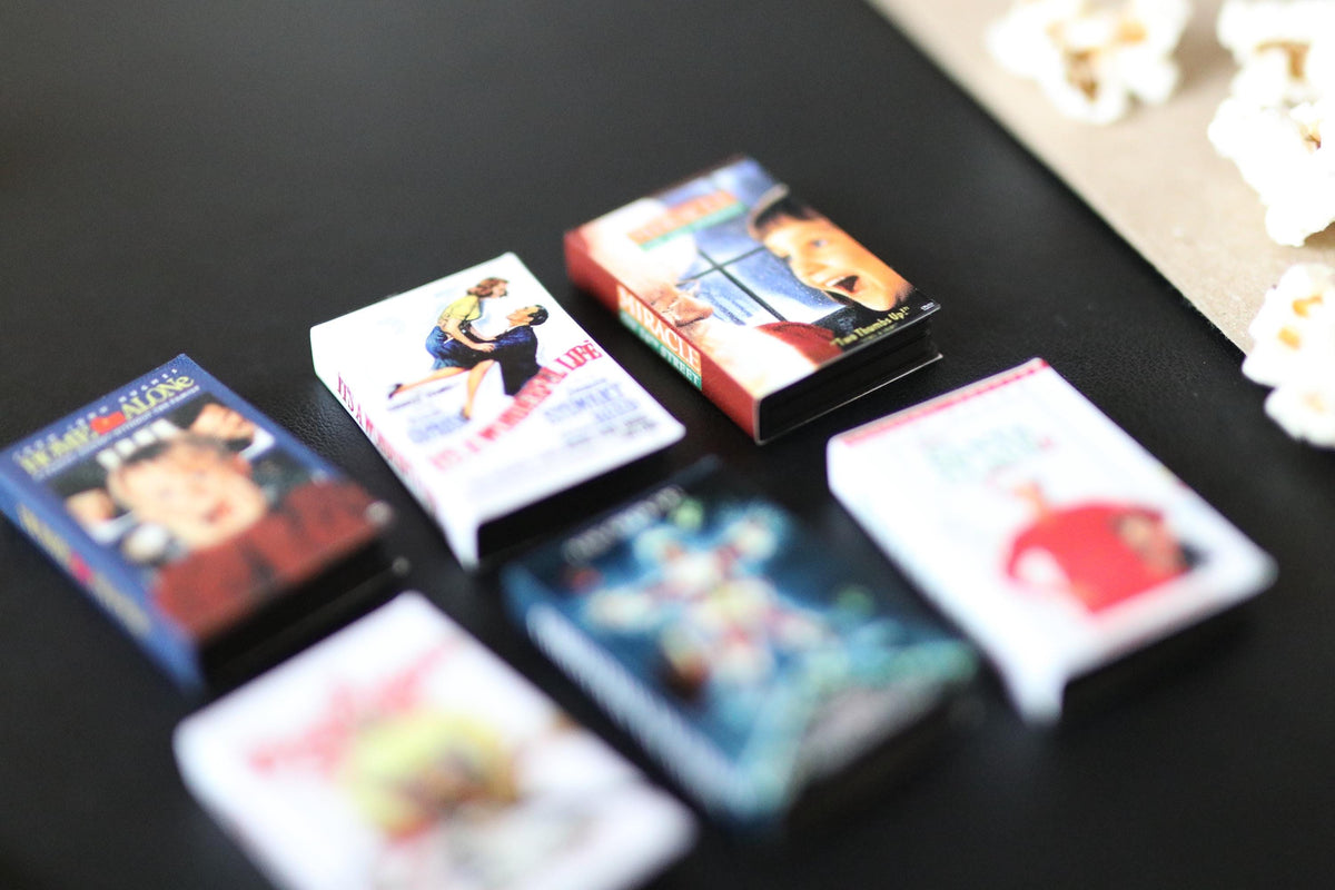 Mini Magnet Classic Christmas Movies