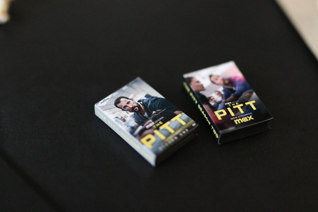 Mini The Pitt DVDs