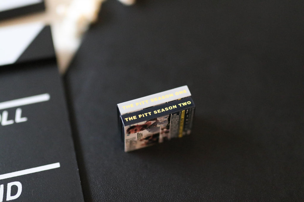 Mini Magnet The Pitt DVDs