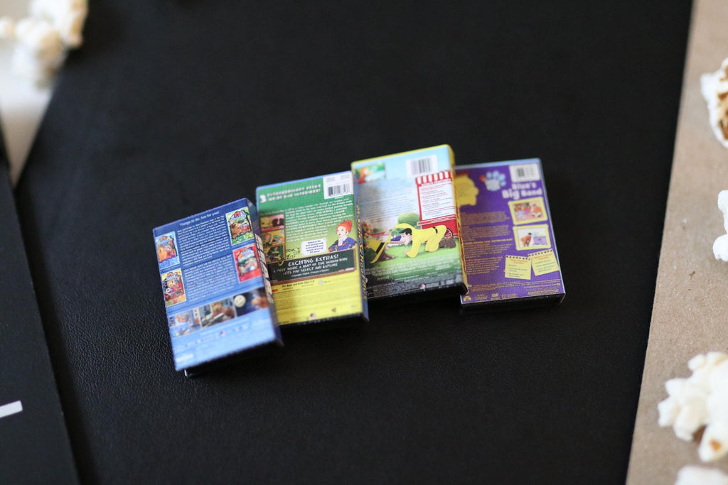 Mini Magnet Nostalgic Kids DVDs
