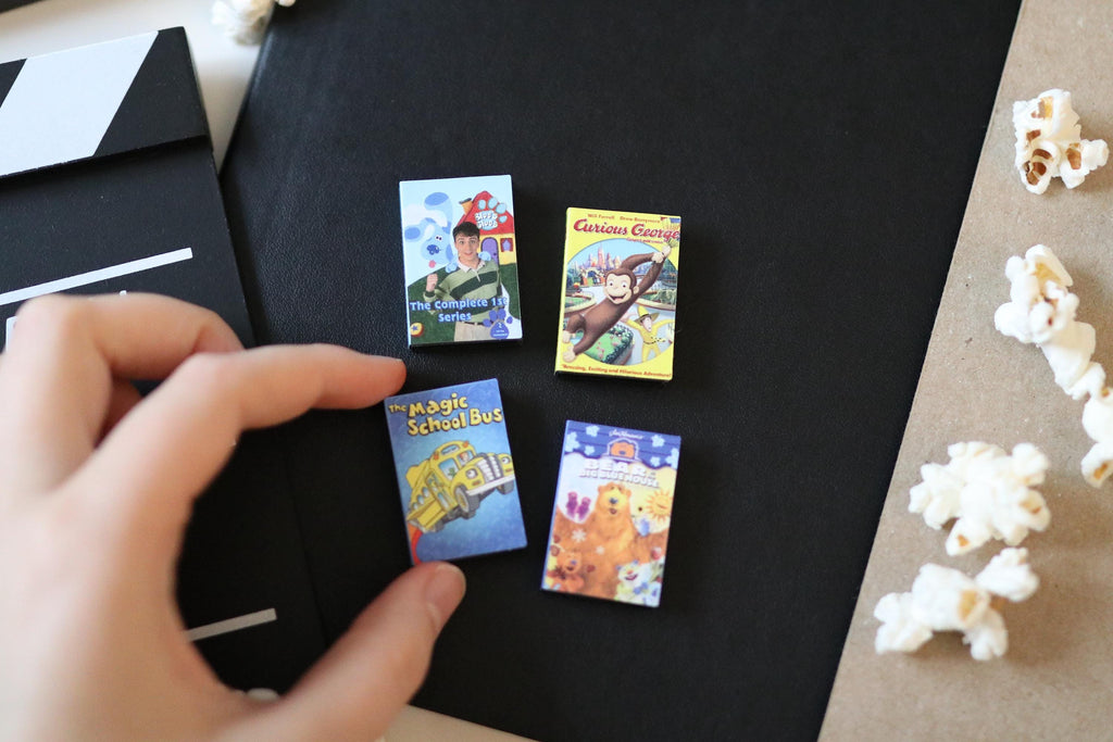 Mini Magnet Nostalgic Kids DVDs