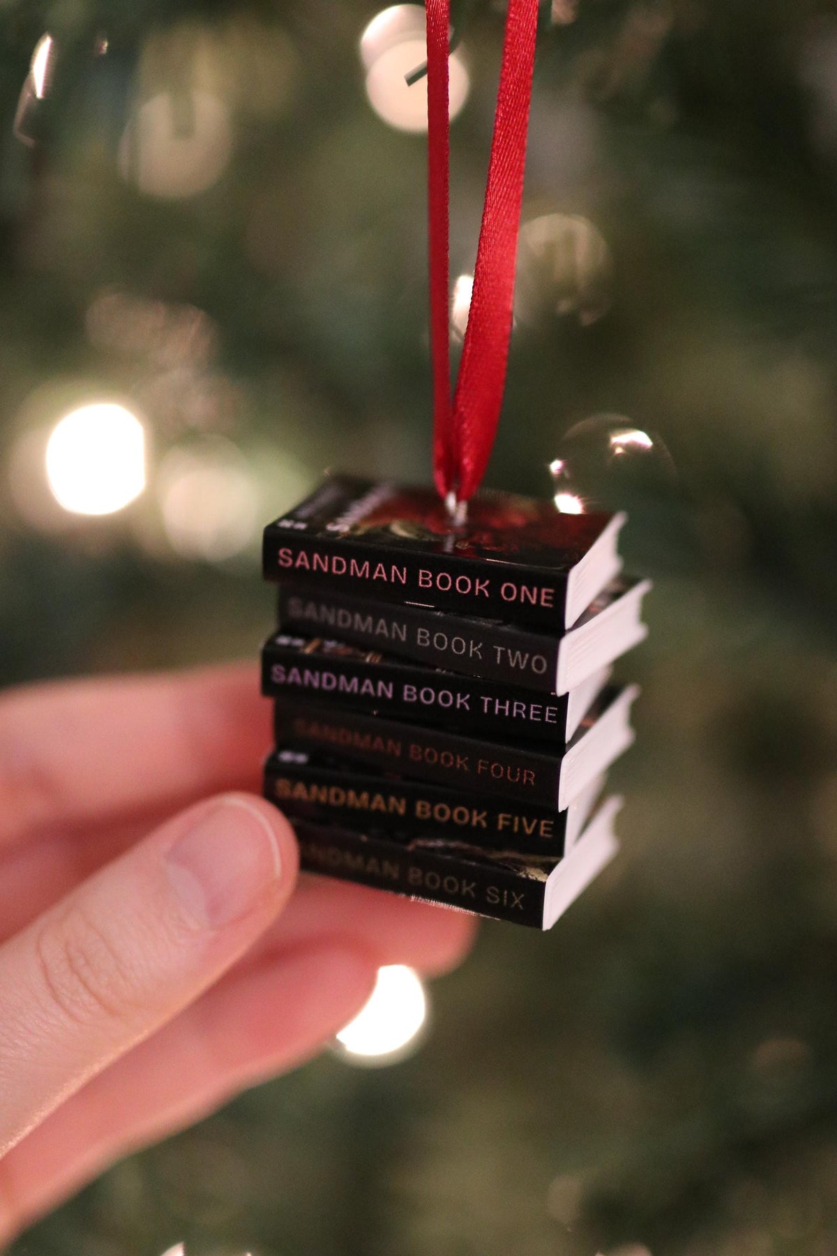 Sandman Comic Ornament