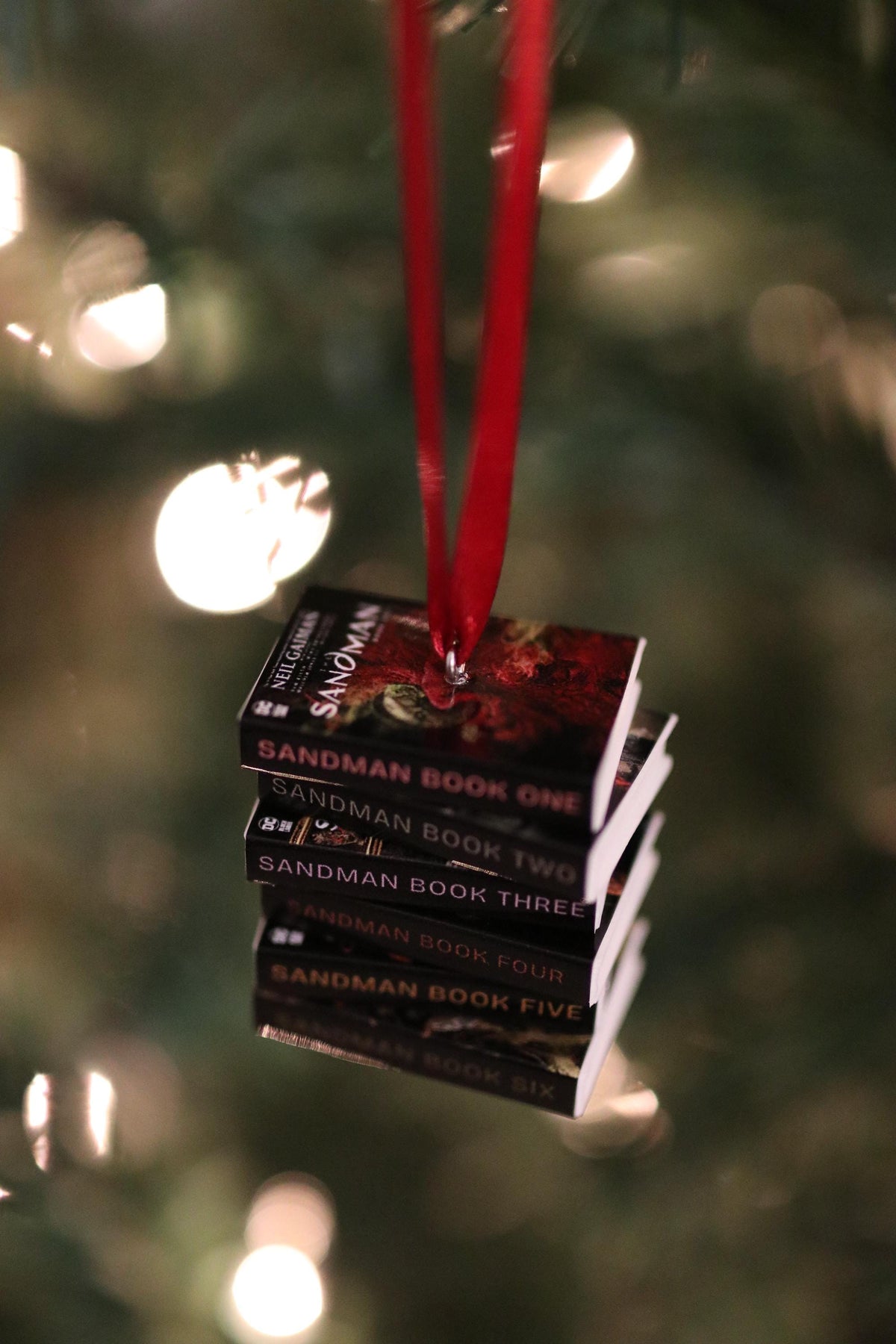 Sandman Comic Ornament